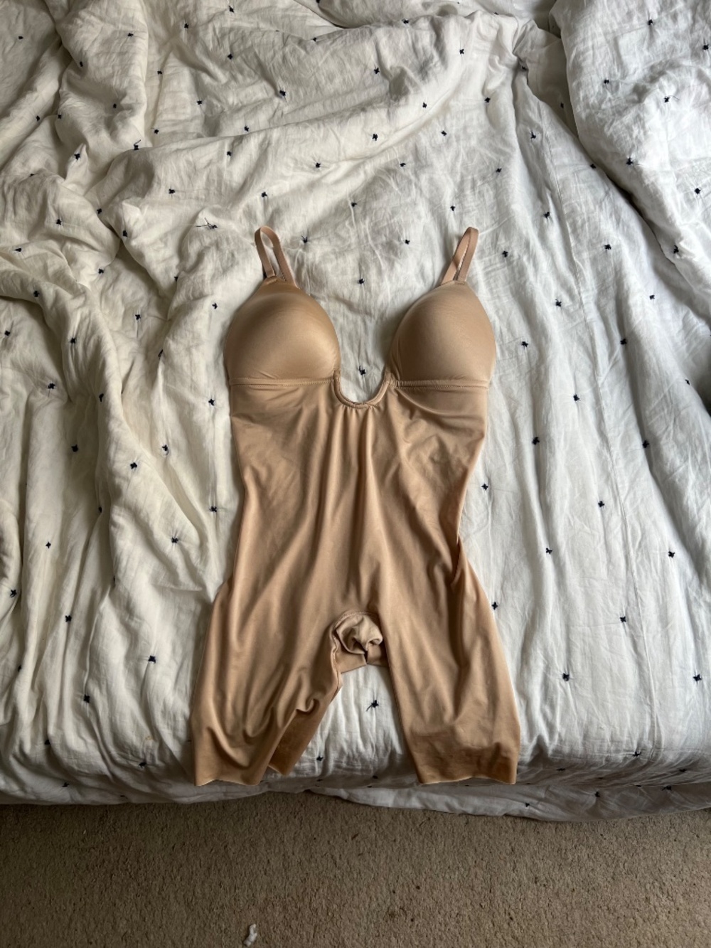 Spanx suit your fancy plunge low back - Picture 2 of 5